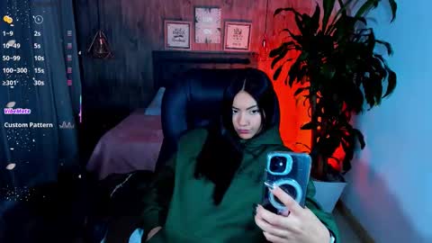 Snapshot of miichael_black chatting on 09/25/25, 10:57 Michael Black online show from 09/25/25, 10:57