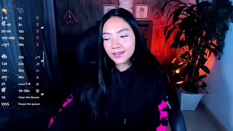 Snapshot of miichael_black chatting on 10/30/25, 09:48 Michael Black online show from 10/30/25, 09:48