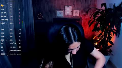 Snapshot of miichael_black chatting on 11/01/25, 10:01 Michael Black online show from 11/01/25, 10:01