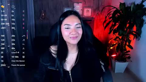 Snapshot of miichael_black chatting on 11/27/25, 02:24 Michael Black online show from 11/27/25, 02:24