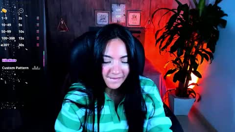 Snapshot of miichael_black chatting on 12/19/25, 10:39 Michael Black online show from 12/19/25, 10:39