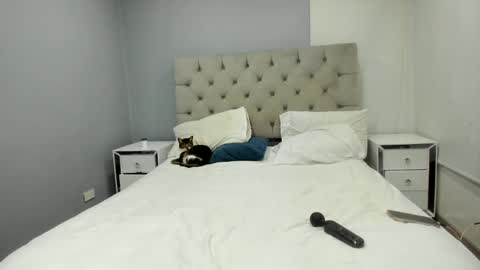 Snapshot of miiss_samantha chatting on 11/04/25, 10:42 miiss_samantha online show from 11/04/25, 10:42