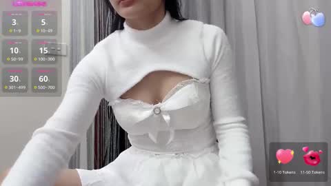 Ema online show from 01/08/26, 01:30