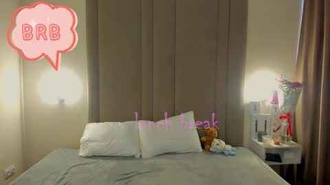 Mika online show from 02/20/26, 06:26