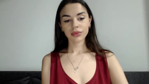 Mika online show from 02/25/26, 06:34