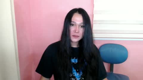 Snapshot of mika_oka chatting on 02/01/25, 02:13 Hi im Avah online show from 02/01/25, 02:13