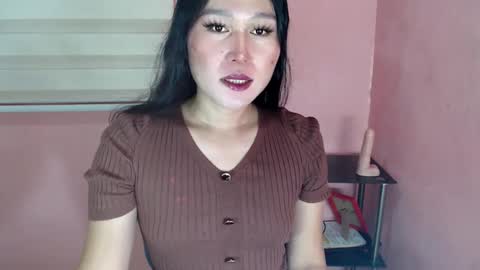 Snapshot of mika_oka chatting on 02/07/25, 09:26 Hi im Avah online show from 02/07/25, 09:26