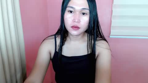 Snapshot of mika_oka chatting on 03/01/25, 10:13 Hi im Avah online show from 03/01/25, 10:13