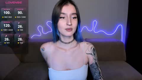 Mika online show from 11/06/25, 12:28