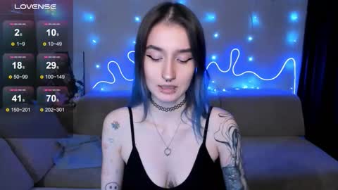 Mika online show from 01/11/26, 02:11