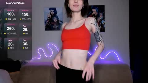 Snapshot of mika_reid chatting on 06/04/26, 11:05 Mika online show from 06/04/26, 11:05
