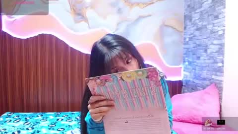 mikaela303av online show from 11/04/25, 02:43