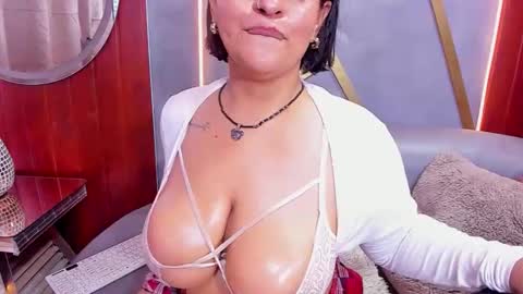 Snapshot of mikaela_lust chatting on 04/30/26, 09:30 Mikaela Lust online show from 04/30/26, 09:30