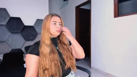 Mikaela blondie bigass online show from 04/27/26, 07:01