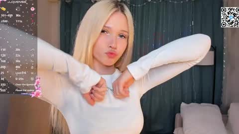 Angel girl online show from 04/07/26, 08:42