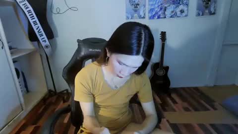 ELLA online show from 02/13/25, 04:39