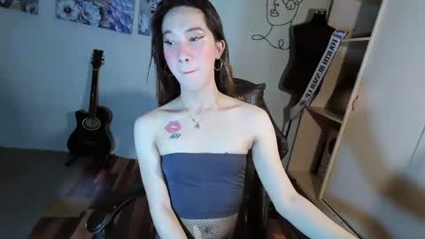 ELLA online show from 03/10/25, 05:22