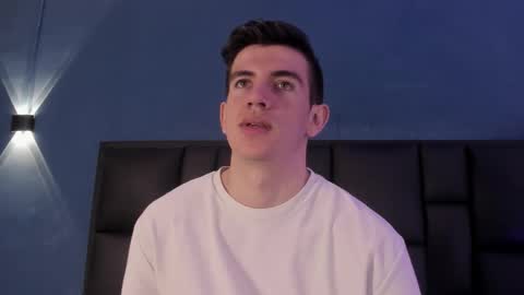 mikael online show from 11/05/25, 05:40