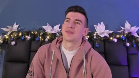 mikael online show from 12/18/25, 04:18