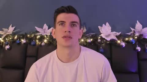 mikael online show from 12/21/25, 05:47