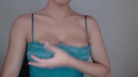 SORAYA online show from 10/27/25, 07:45