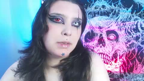 Mika online show from 04/19/26, 07:05