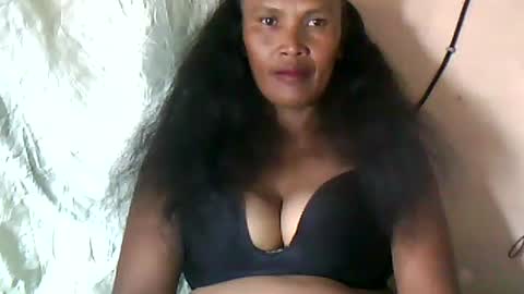 Snapshot of mikaya271700 chatting on 02/24/26, 03:37 mikaya271700 online show from 02/24/26, 03:37