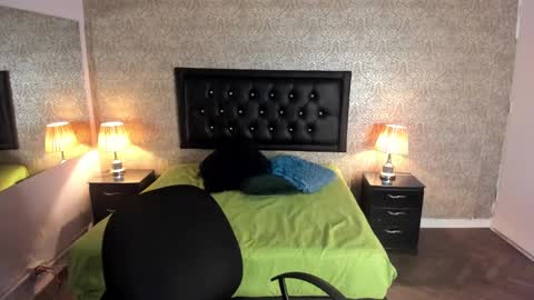 Snapshot of mike2_wills chatting on 12/05/24, 03:48 Mike2 wills online show from 12/05/24, 03:48