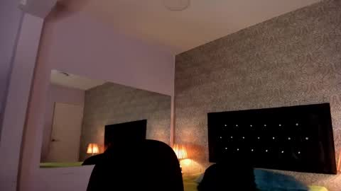 Snapshot of mike2_wills chatting on 01/08/25, 04:23 Mike2 wills online show from 01/08/25, 04:23