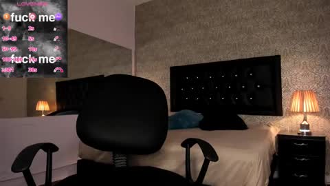 Snapshot of mike2_wills chatting on 01/10/25, 03:39 Mike2 wills online show from 01/10/25, 03:39