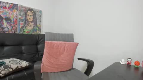 mike3xxx online show from 11/22/25, 01:37