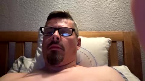 mike4u26 online show from 10/14/25, 09:15