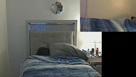 mike66730 online show from 12/21/25, 10:00