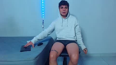 Mike IMDEPENDIENT MODEL online show from 10/23/25, 04:34