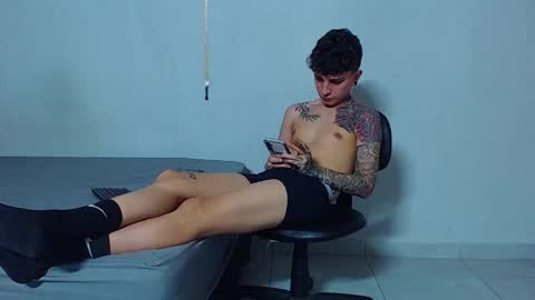 Mike IMDEPENDIENT MODEL online show from 12/19/25, 03:52