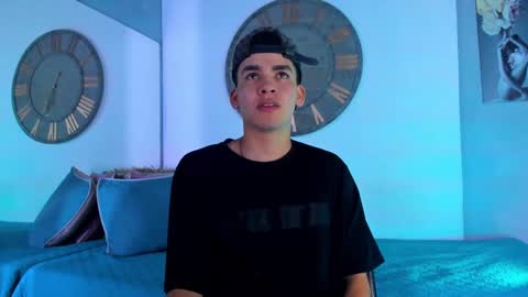 Mike 0233 online show from 01/09/25, 03:58