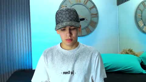 Mike 0233 online show from 02/15/25, 04:36