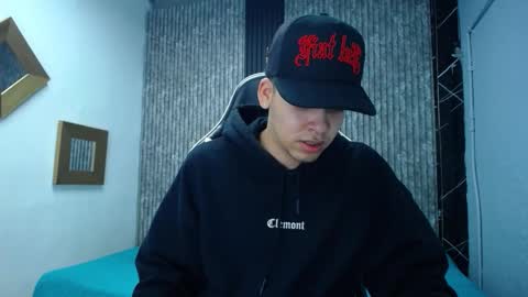 Mike 0233 online show from 11/21/25, 05:06