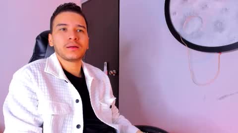 Mike  online show from 11/11/25, 11:43