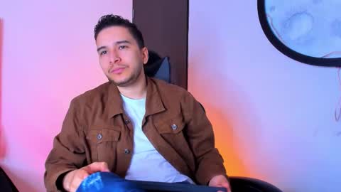 Mike  online show from 11/12/25, 11:43