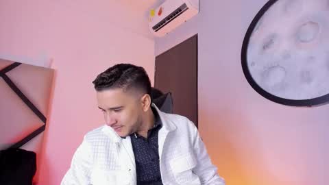 Mike  online show from 11/19/25, 11:54