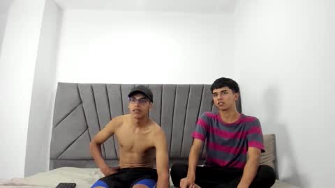 Snapshot of mike_and_adri chatting on 09/20/25, 08:21 mike and adri online show from 09/20/25, 08:21