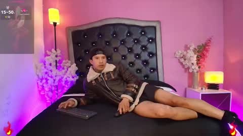 Mike and Sttar online show from 11/07/25, 01:22