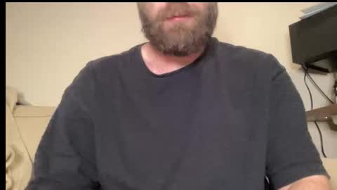 Snapshot of mike_berlin1 chatting on 11/16/25, 10:26 MIke online show from 11/16/25, 10:26