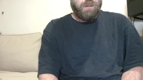 Snapshot of mike_berlin1 chatting on 05/11/26, 12:44 MIke online show from 05/11/26, 12:44