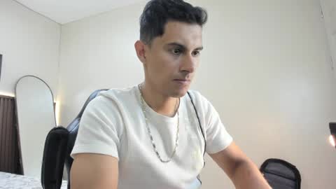 Mike online show from 04/09/26, 02:55