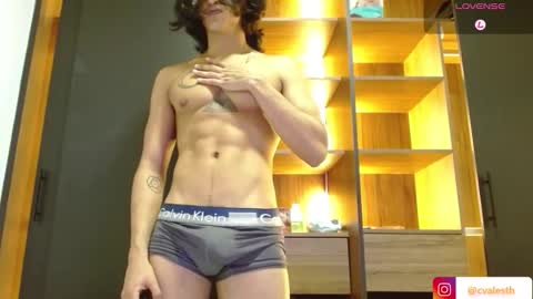 Snapshot of mike_d1030 chatting on 10/08/25, 12:52 mike_d1030 online show from 10/08/25, 12:52