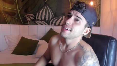 Mike Montoya online show from 11/14/25, 04:33