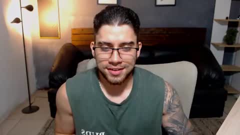 Snapshot of mike_montoya chatting on 06/10/26, 12:22 Mike Montoya online show from 06/10/26, 12:22
