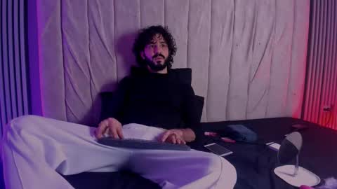 Mike Parker online show from 12/22/25, 05:48